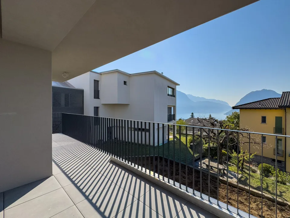Appartement moderne de 3,5 pièces avec vue sur le lac, nouvellement construit à Massagno