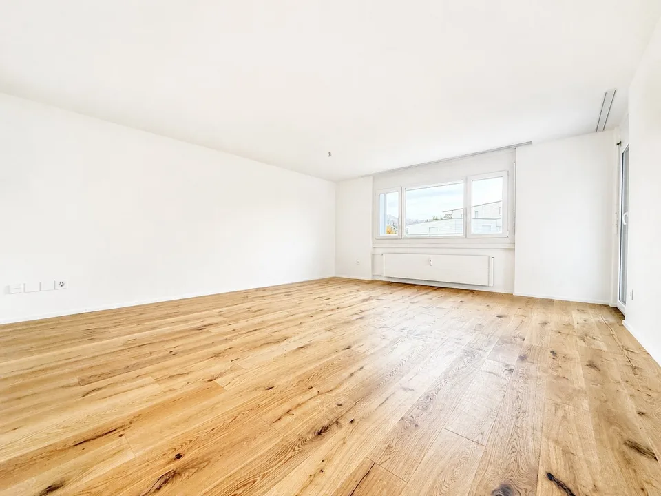 Appartamento moderno 4.5 locali in una proprietà completamente ristrutturata – data di occupazione più precoce 1 dicembre 2026