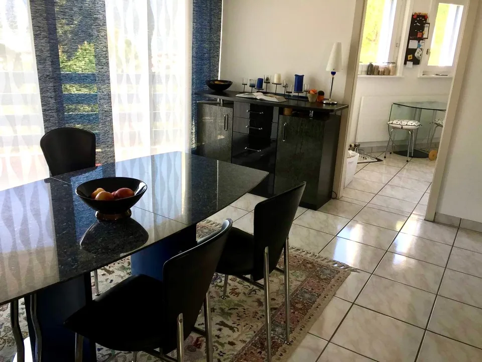 Prächtige 3,5-Zimmer-Wohnung mit Kamin in Clarens
