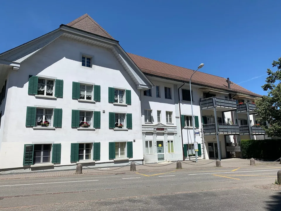 Charmante 3.5-Zimmerwohnung in Dorfmitte zu vermieten!