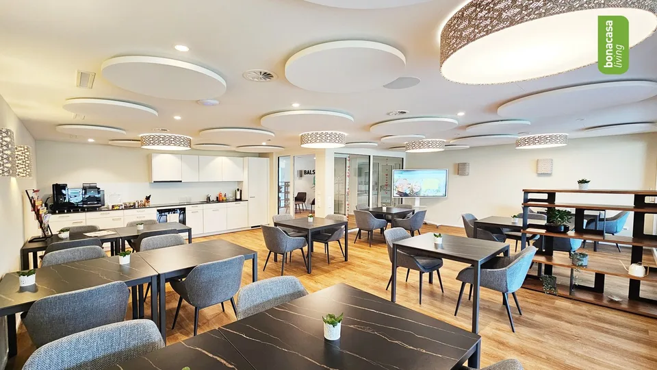 Besondere Wohnung mit hohem Wohnraum