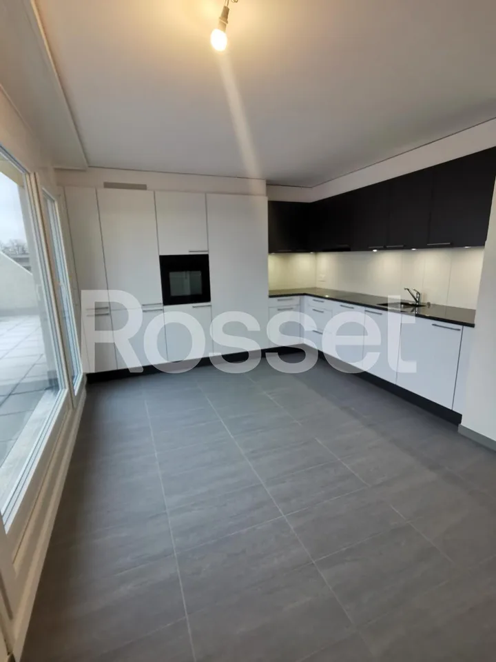 Magnifique appartement en attique d'env. 128 m² au 5ème étage