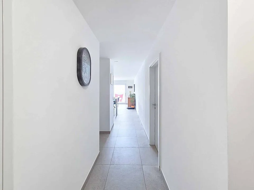 Elegant 3.5-room contemporary apartment just two steps from Lake Joux