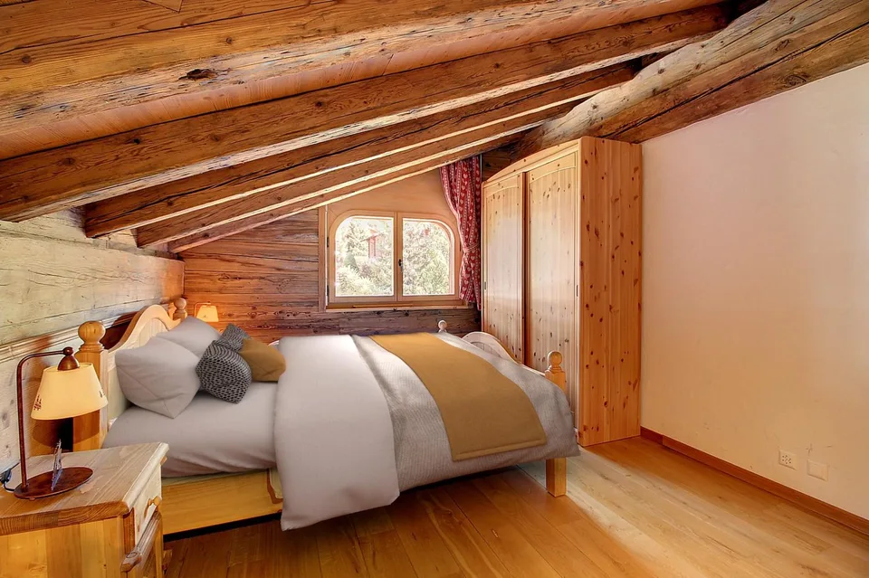 Duplex mit 5.5 Zimmern, Balkon und Panoramablick in einer Zweitwohnung