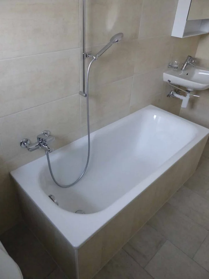 Wohnung mit 3.5 Zimmern, 2. Etage, Rue France 14