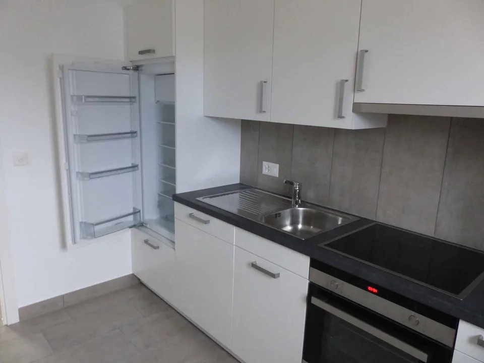 Wohnung mit 3.5 Zimmern, 2. Etage, Rue France 14
