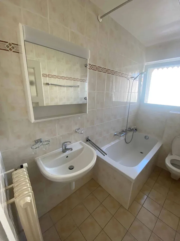 Appartement de 3,5 pièces au rez supérieur