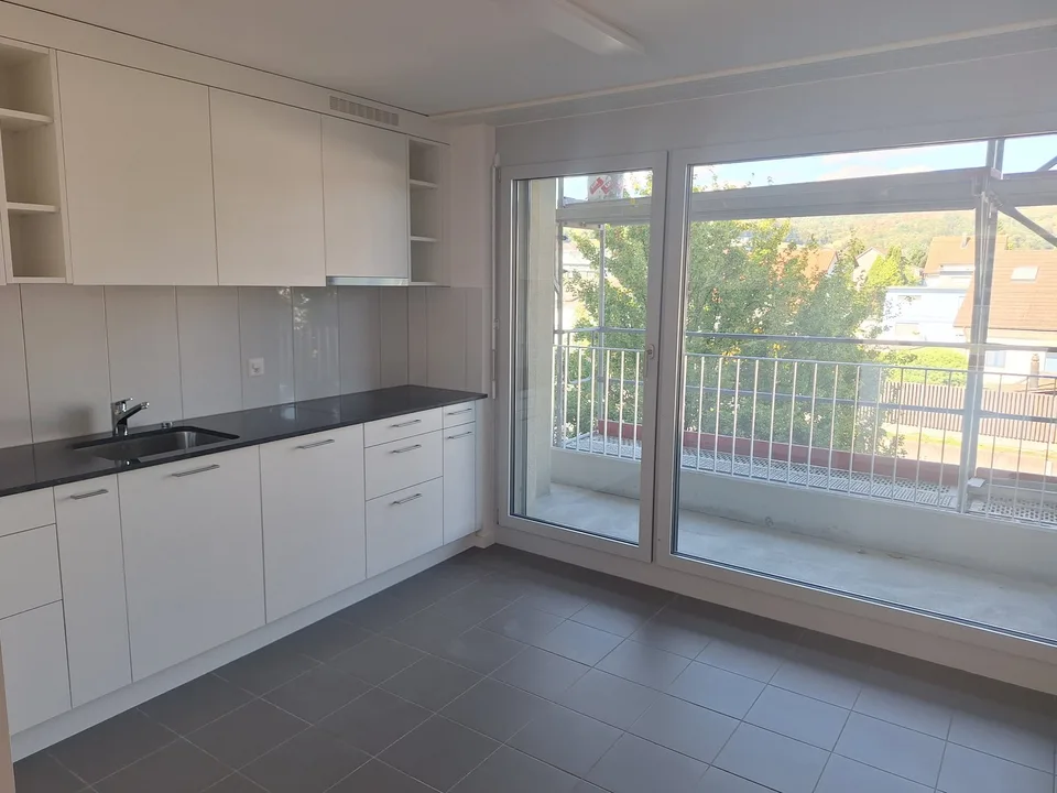 neu renovierte 3.5-Zimmer-Wohnungen mit Balkon in Oftringen