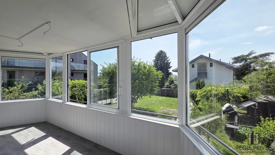 Appartement avec sous-sol privatif et immense jardin