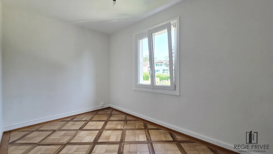 Appartement avec sous-sol privatif et immense jardin
