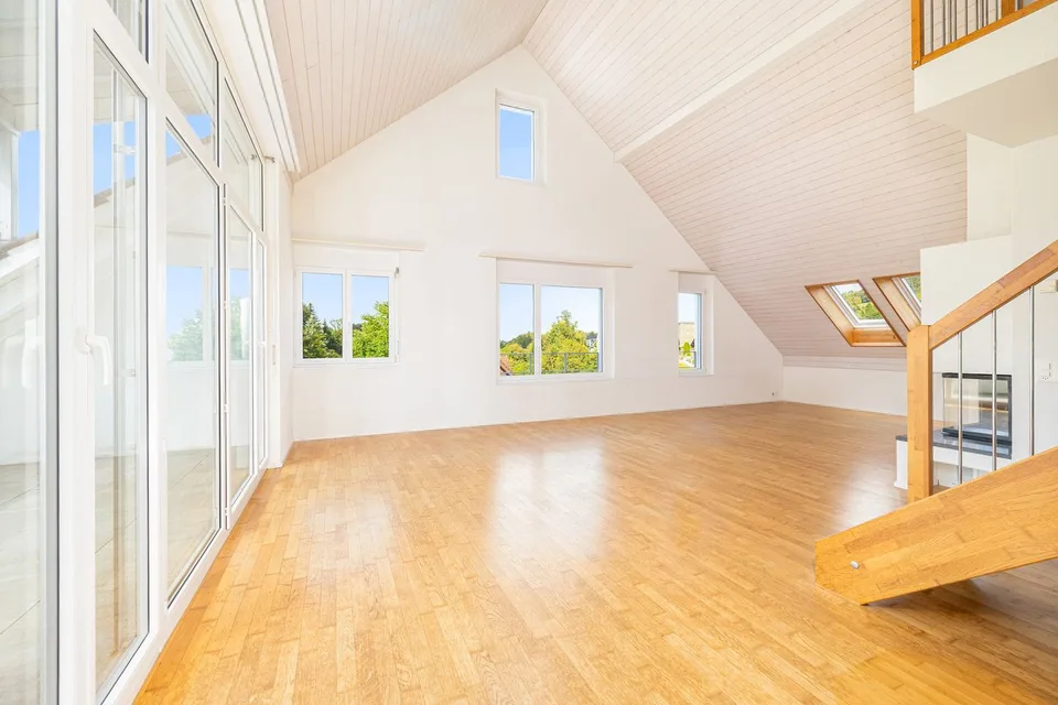 3.5-room attic maisonette with gallery and plenty of living comfort