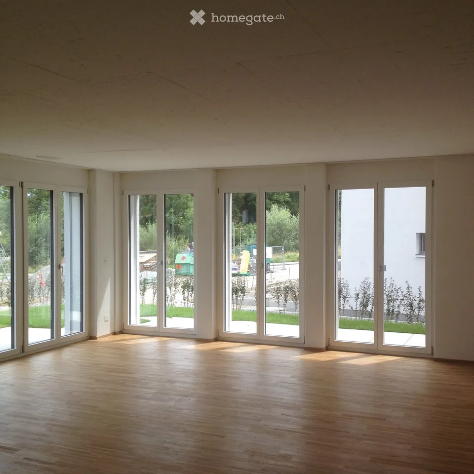 Schöne 3.5 Zimmerwohnung in Forch zu vermieten