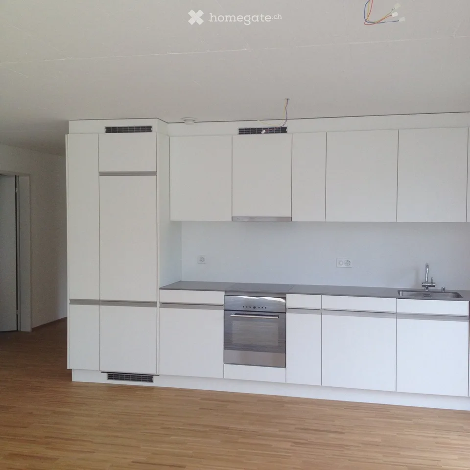 Schöne 3.5 Zimmerwohnung in Forch zu vermieten
