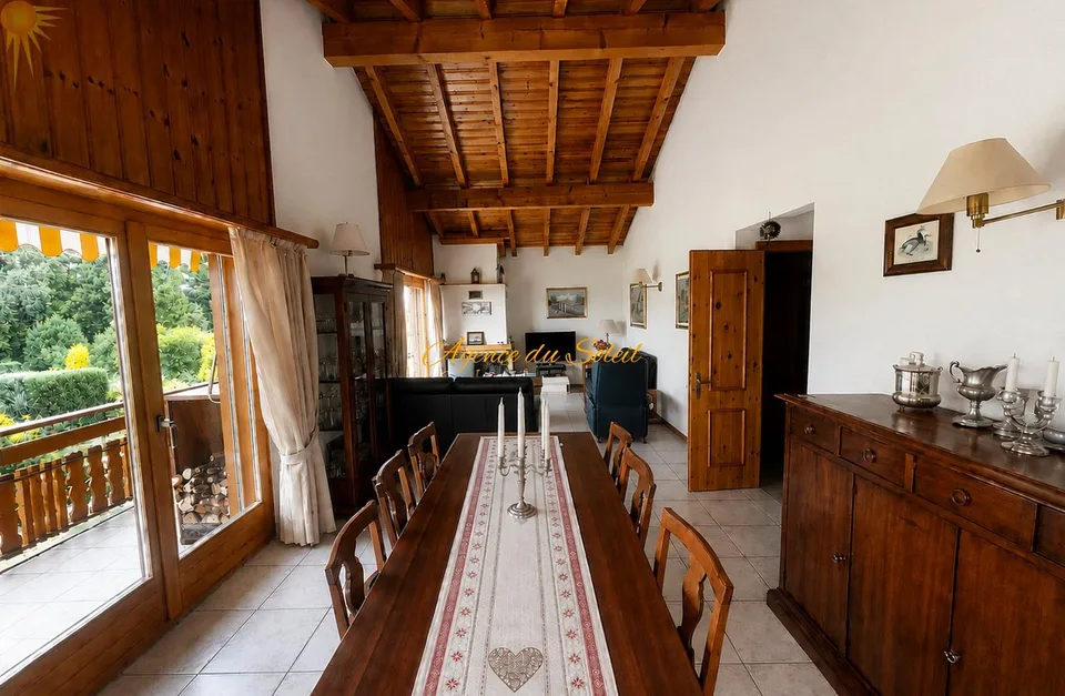 Superbe chalet familiale dans un emplacement privilégié verdoyant et calme à Crans !