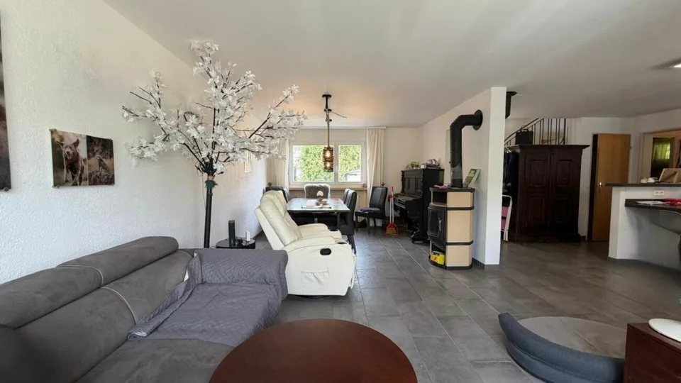 5½-Zimmer-Doppelhaushälfte mit sonnigem Garten an begehrter Wohnlage