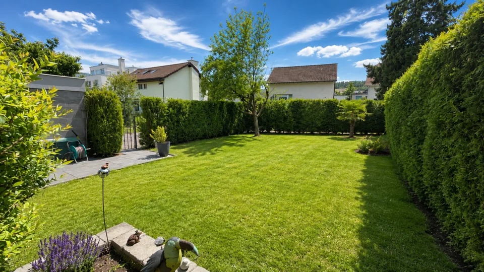 5½-Zimmer-Doppelhaushälfte mit sonnigem Garten an begehrter Wohnlage