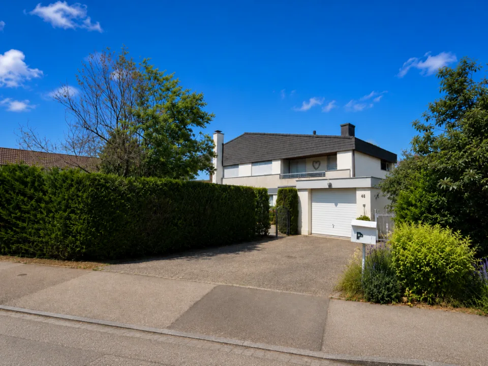 5½-Zimmer-Doppelhaushälfte mit sonnigem Garten an begehrter Wohnlage