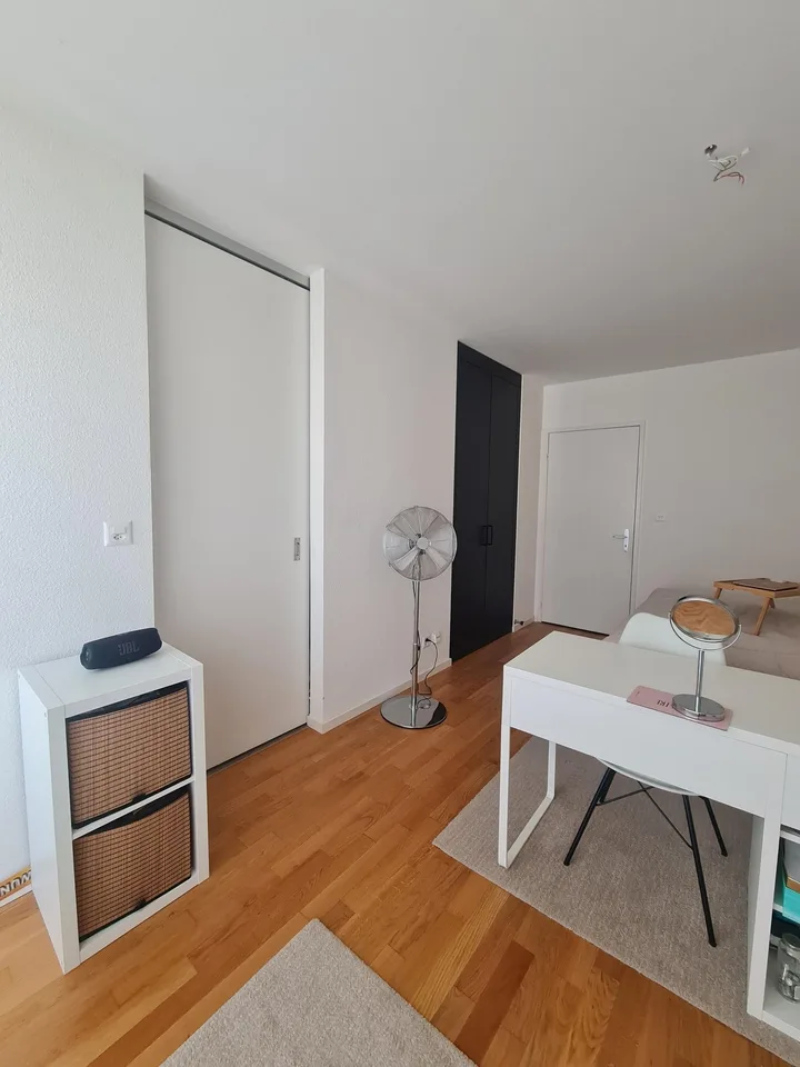 Singlewohnung an ruhiger Seitenstrasse