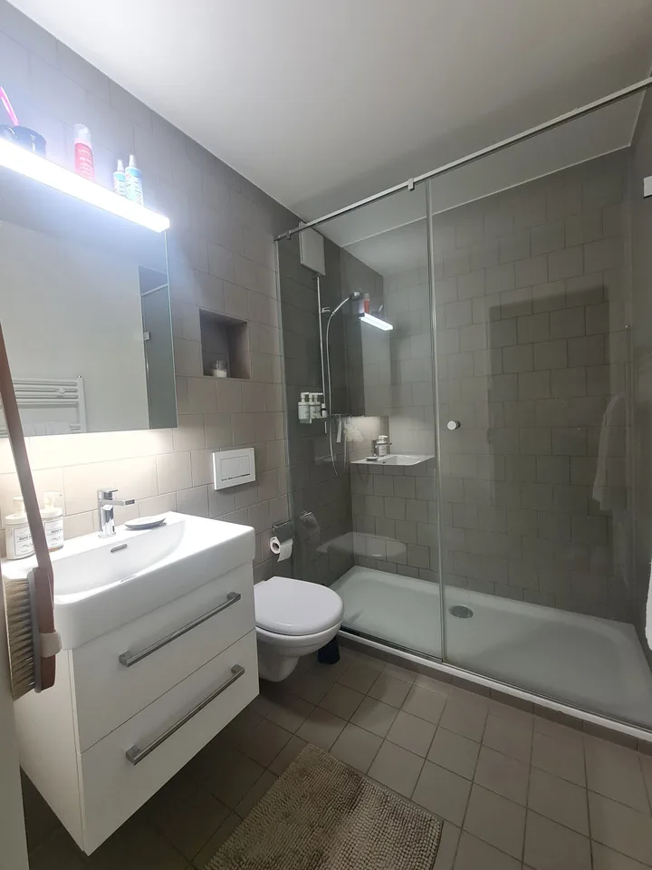 Singlewohnung an ruhiger Seitenstrasse