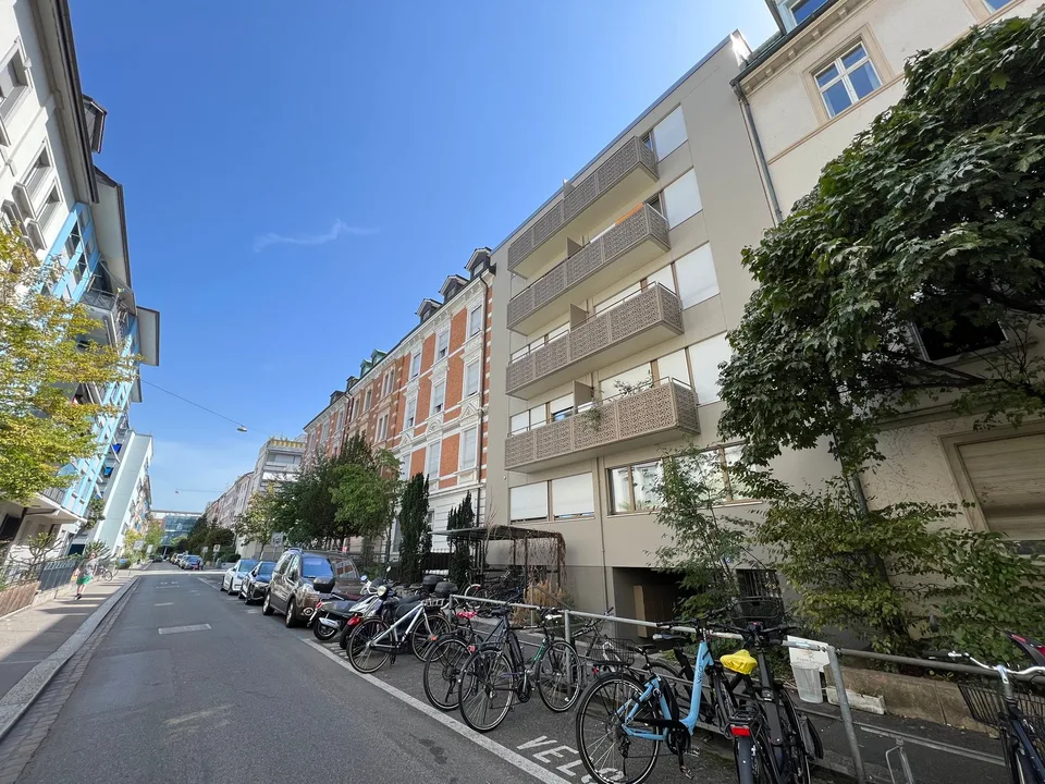 Singlewohnung an ruhiger Seitenstrasse