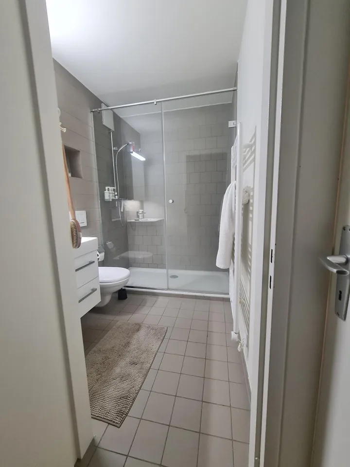 Singlewohnung an ruhiger Seitenstrasse