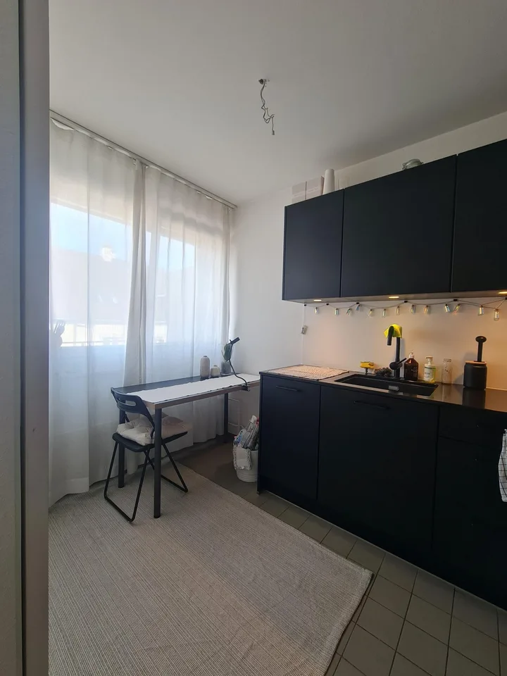 Singlewohnung an ruhiger Seitenstrasse