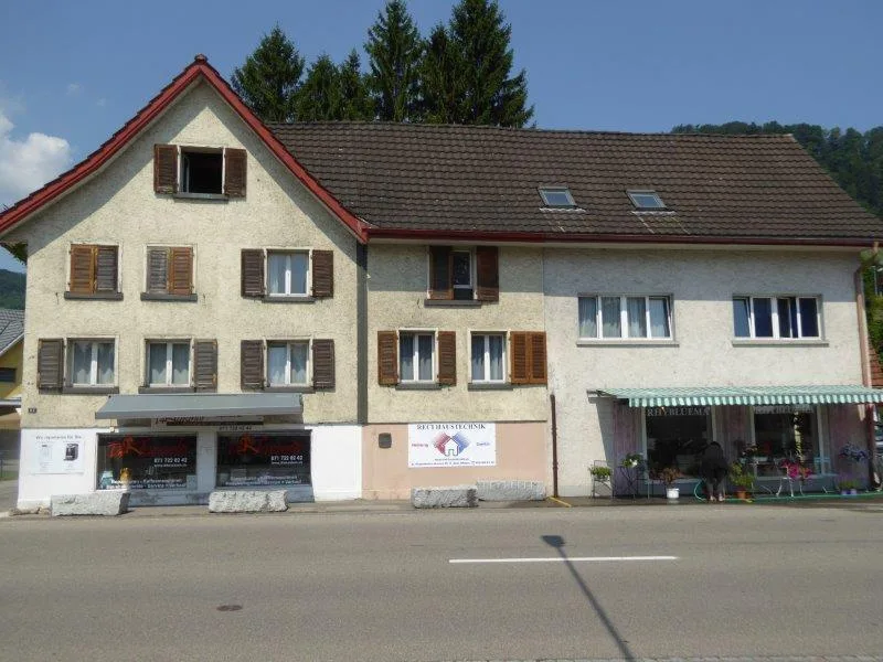 Weiträumige und helle 2.5 Zimmerwohnung zu vermieten