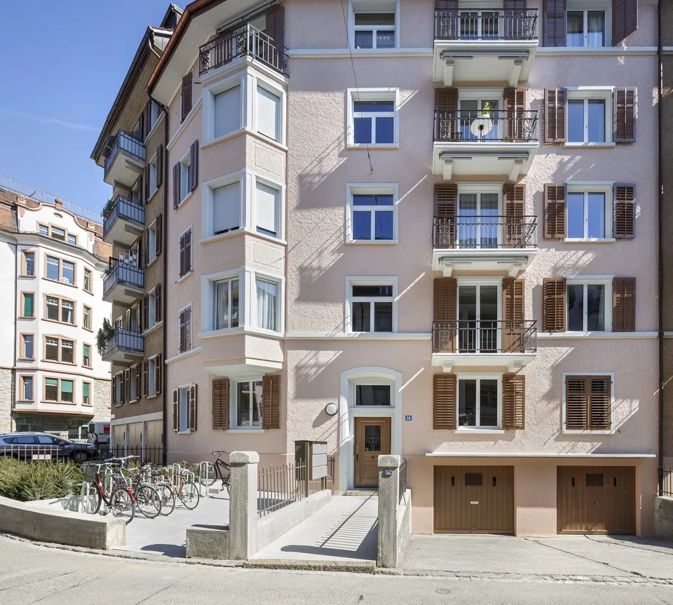 Grosszügige 3.5-Zimmerwohnung an zentraler Lage