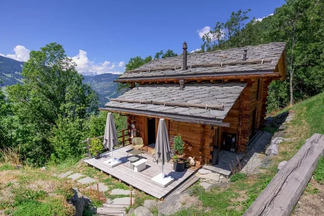 Chalet de 4.5 pièces à louer à Sarreyer, Valais