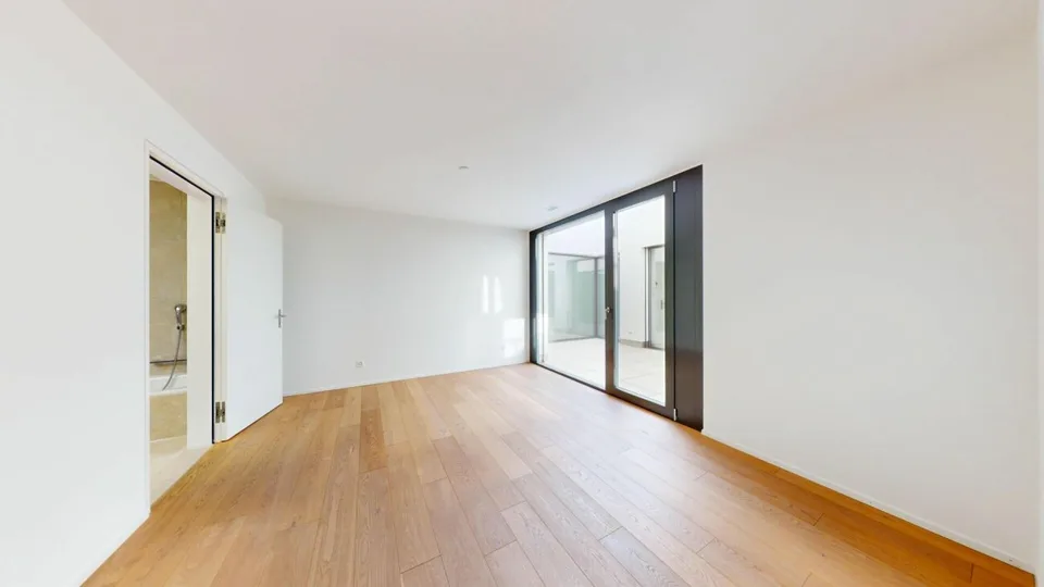Garden apartment with row house character - stylish living in high-quality