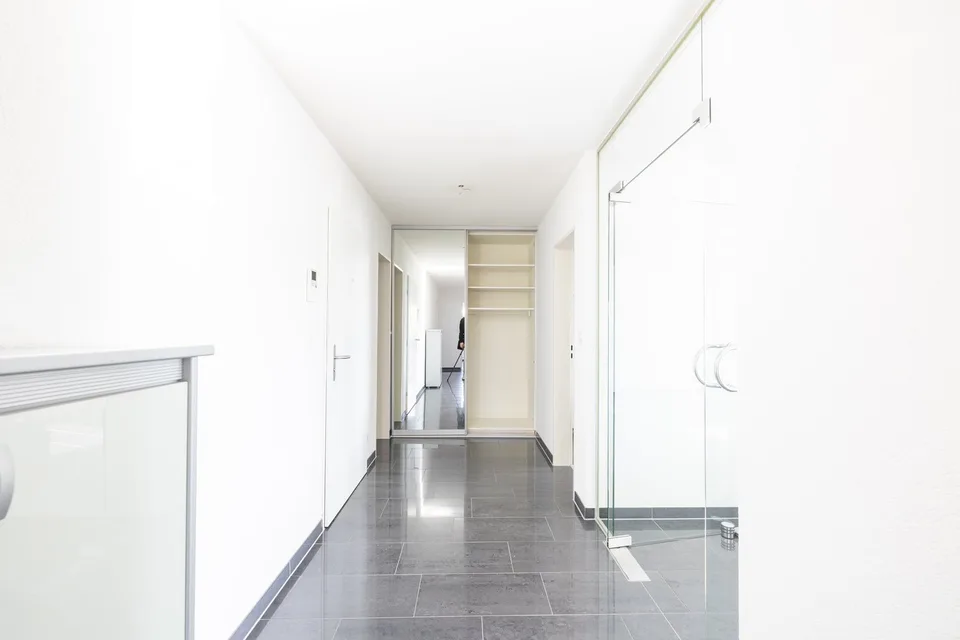 Einzigartige 3.5-Zimmerwohnung mit Aussenparkplatz
