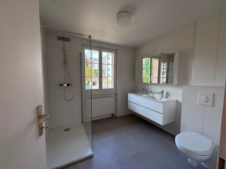 Appartement spacieux et lumineux de 3.5 pièces à Begnins