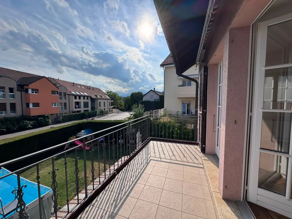 Appartement spacieux et lumineux de 3.5 pièces à Begnins