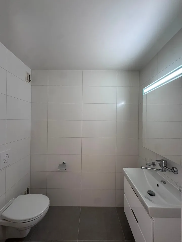 Appartement spacieux et lumineux de 3.5 pièces à Begnins