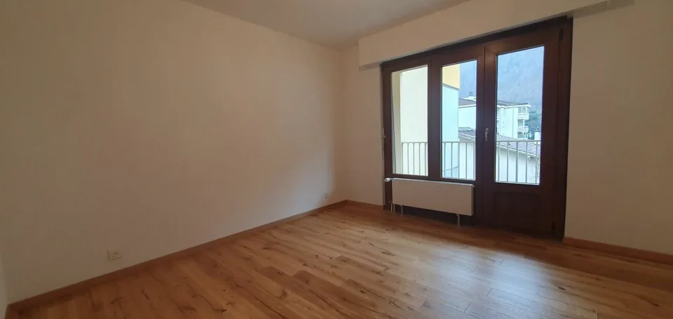 RENOVE - spacieux 3.5 pces avec place de parc dans un quartier tranquille