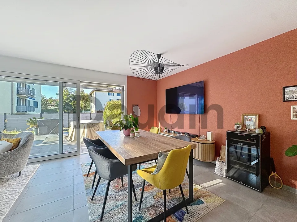 Appartement im Erdgeschoss in der Nähe der Ufer des Genfersees