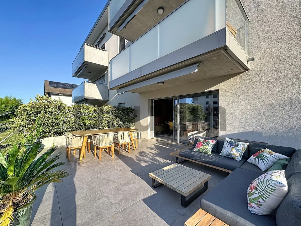 Appartement en rez-de-jardin à proximité des rives du Léman