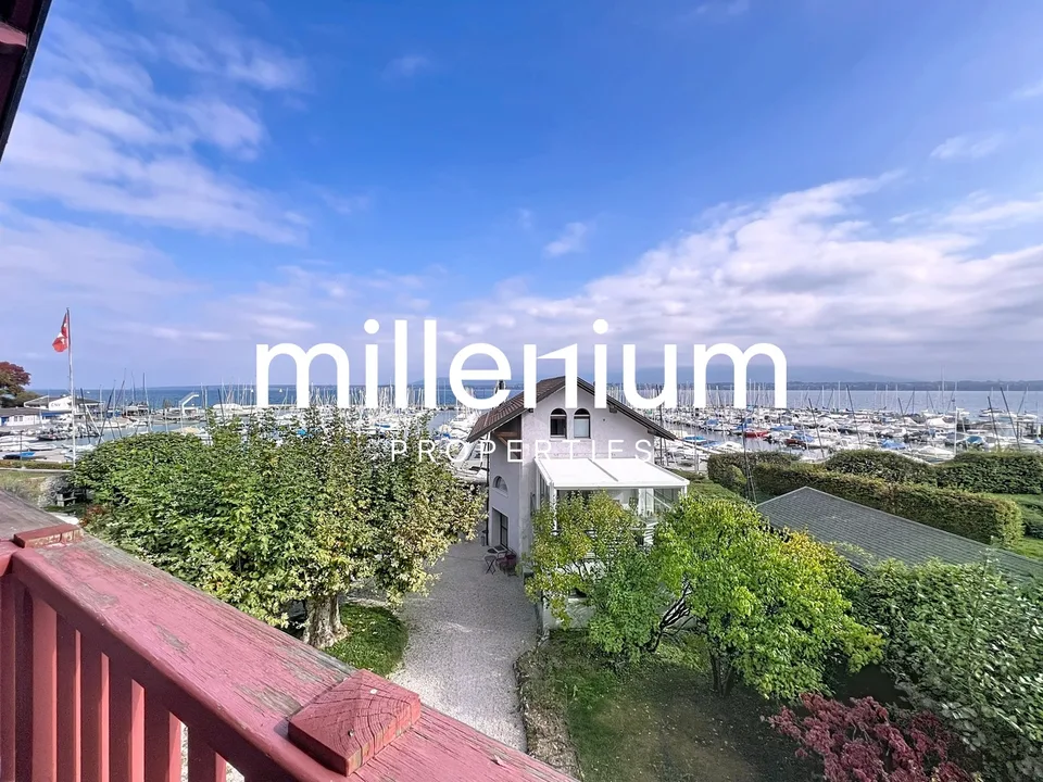Magnificent villa with garden, just two steps from the lake