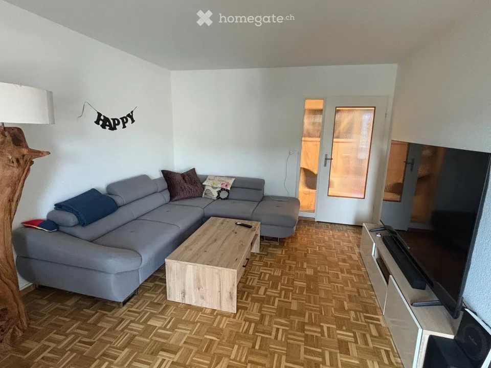 Camera ammobiliata con balcone a Pratteln