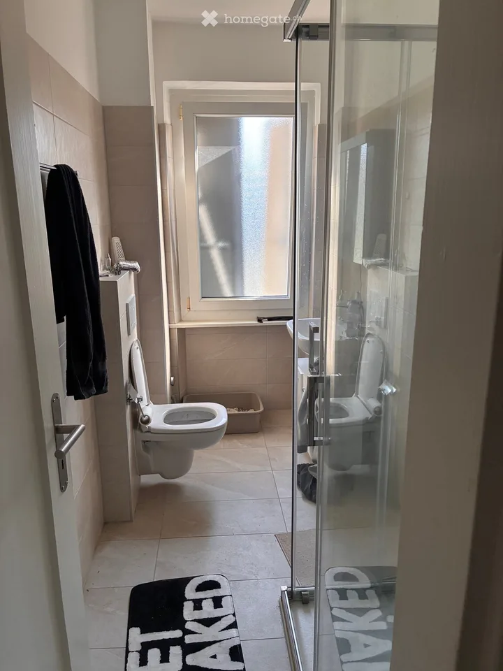 Suche Eintritt für 2.5 Zimmer im ersten Stock