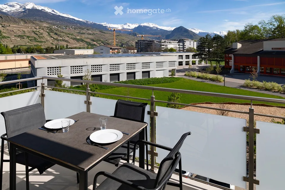 Sion / Studio entièrement meublé avec balcon