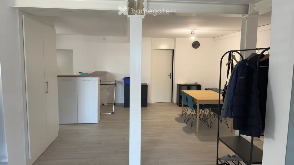 Studio moderne et lumineux à Chézard-Saint-Martin