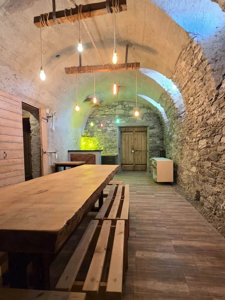 Charming village house with outbuilding 2.5 rooms. Sierre, VS