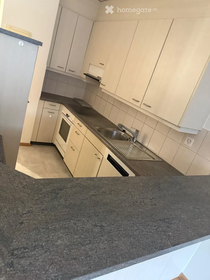 Spacious & bright 3-room duplex apartment with lift – quiet living, central location