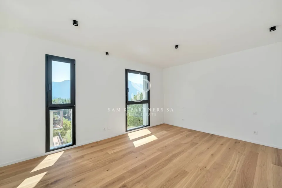 Modernes 3.5-Zimmer-Wohnung mit Seeblick