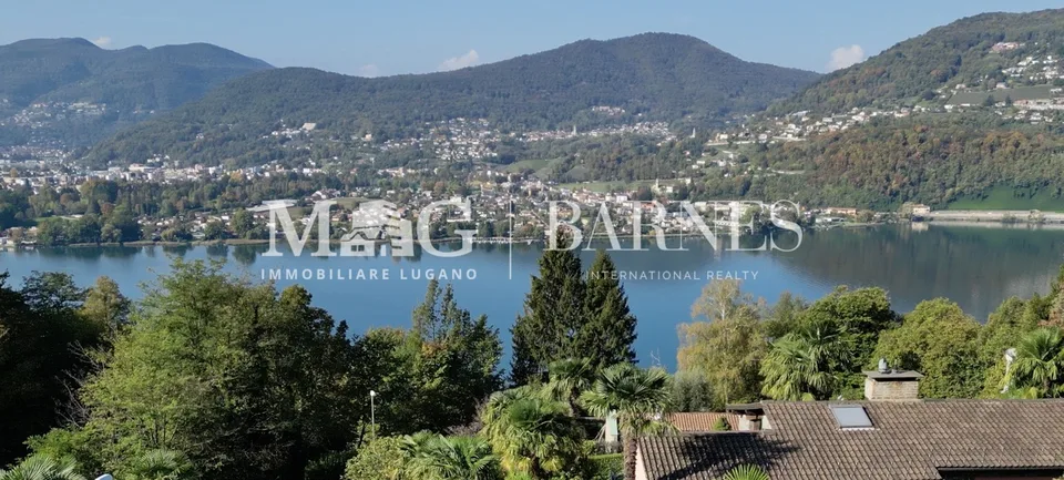 Montagnola, Collina d'Oro: Villa unifamiliare con piscina e vista lago