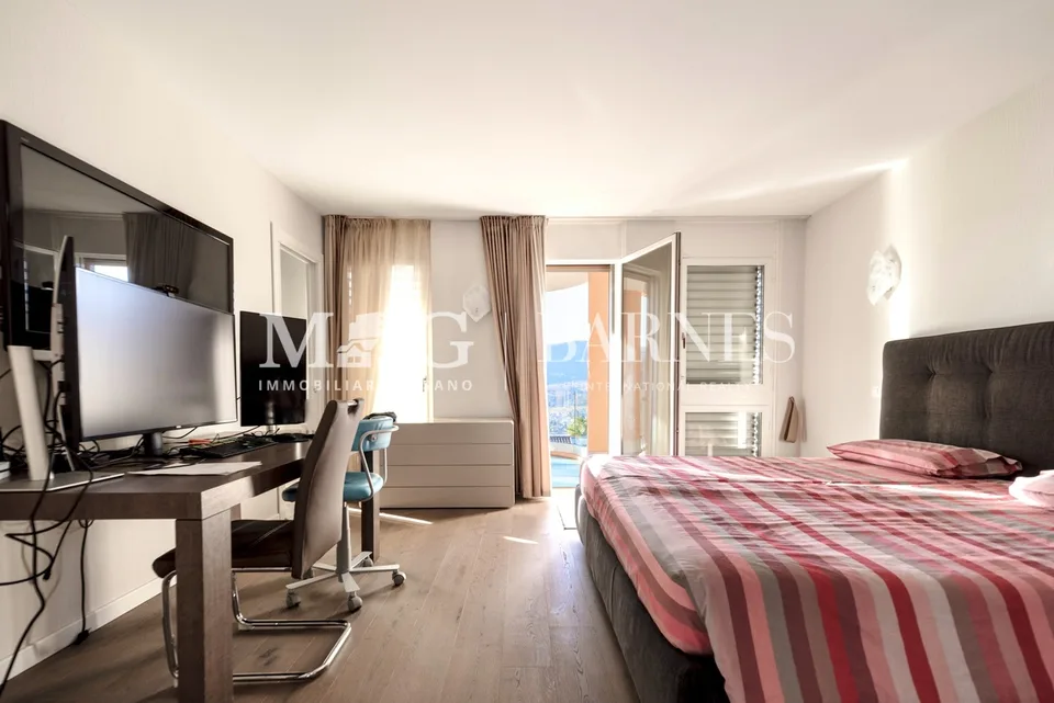 Montagnola, Collina d'Oro: Villa unifamiliare con piscina e vista lago