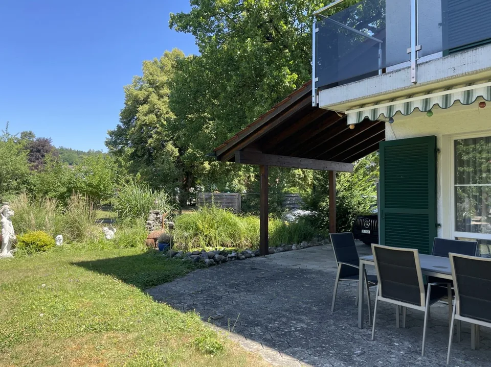 Casa a schiera per due famiglie o generazioni