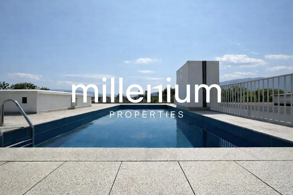 Superbe appartement de 5.5 pièces avec piscine - Malagnou