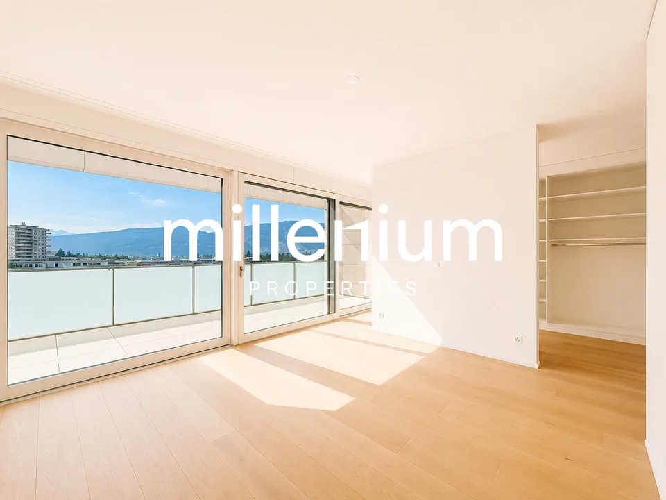 Superbe Dachgeschoß-Duplex mit Blick auf den Genfersee und die Mont-Blanc bei Chêne-Bougeries